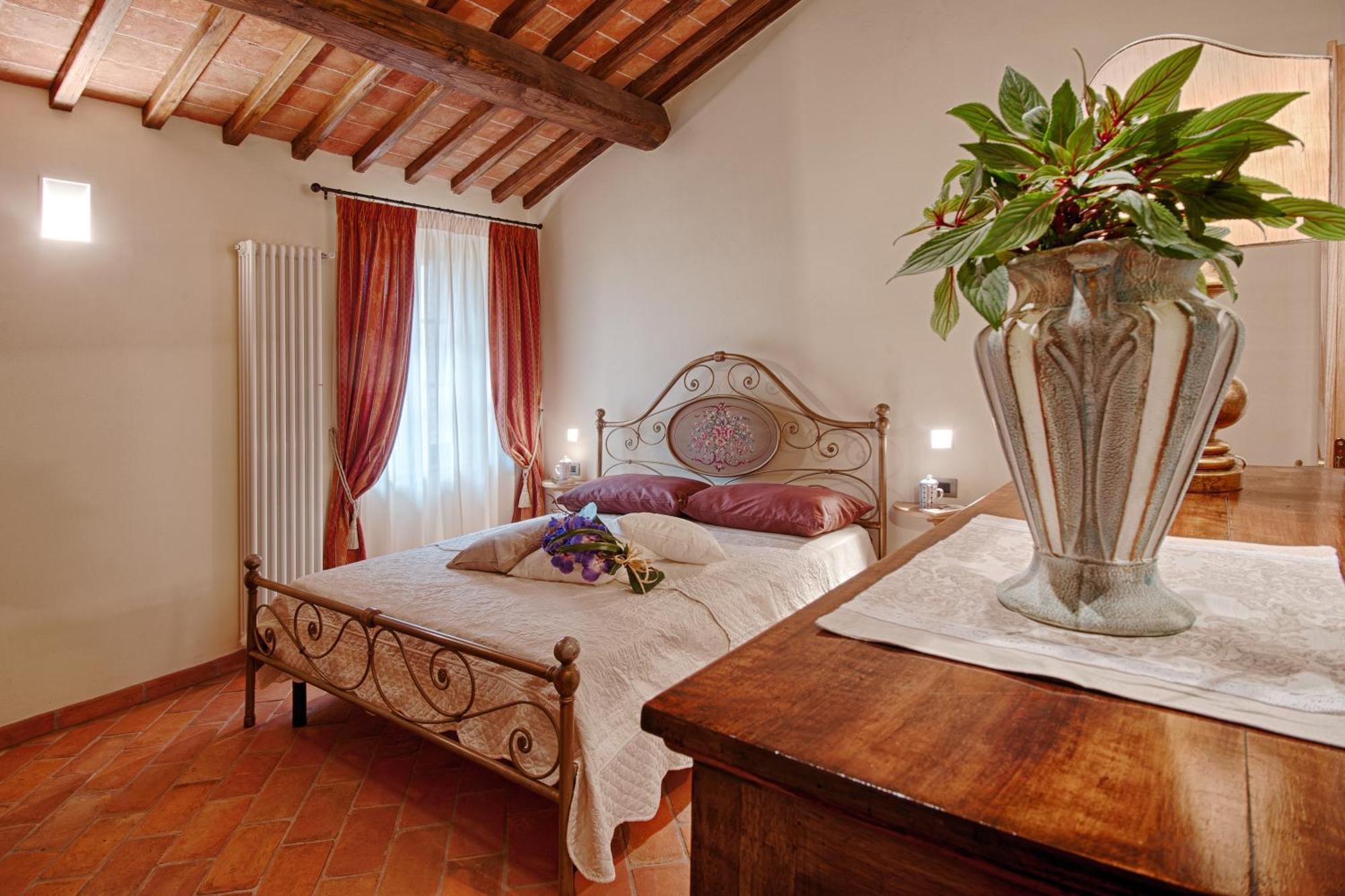 Relais La Costa Historical Residence Monteriggioni Luaran gambar