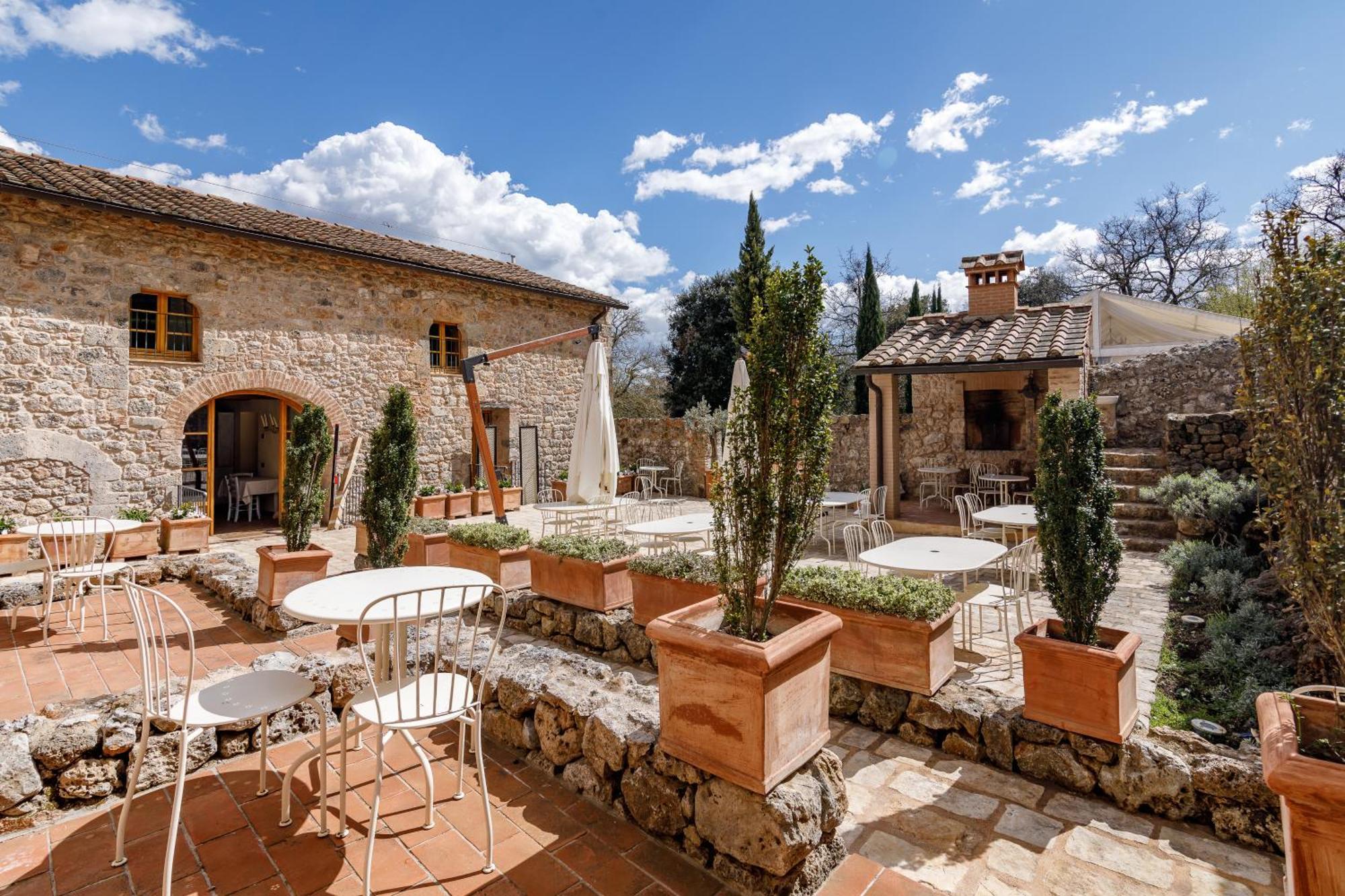 Relais La Costa Historical Residence Monteriggioni Luaran gambar