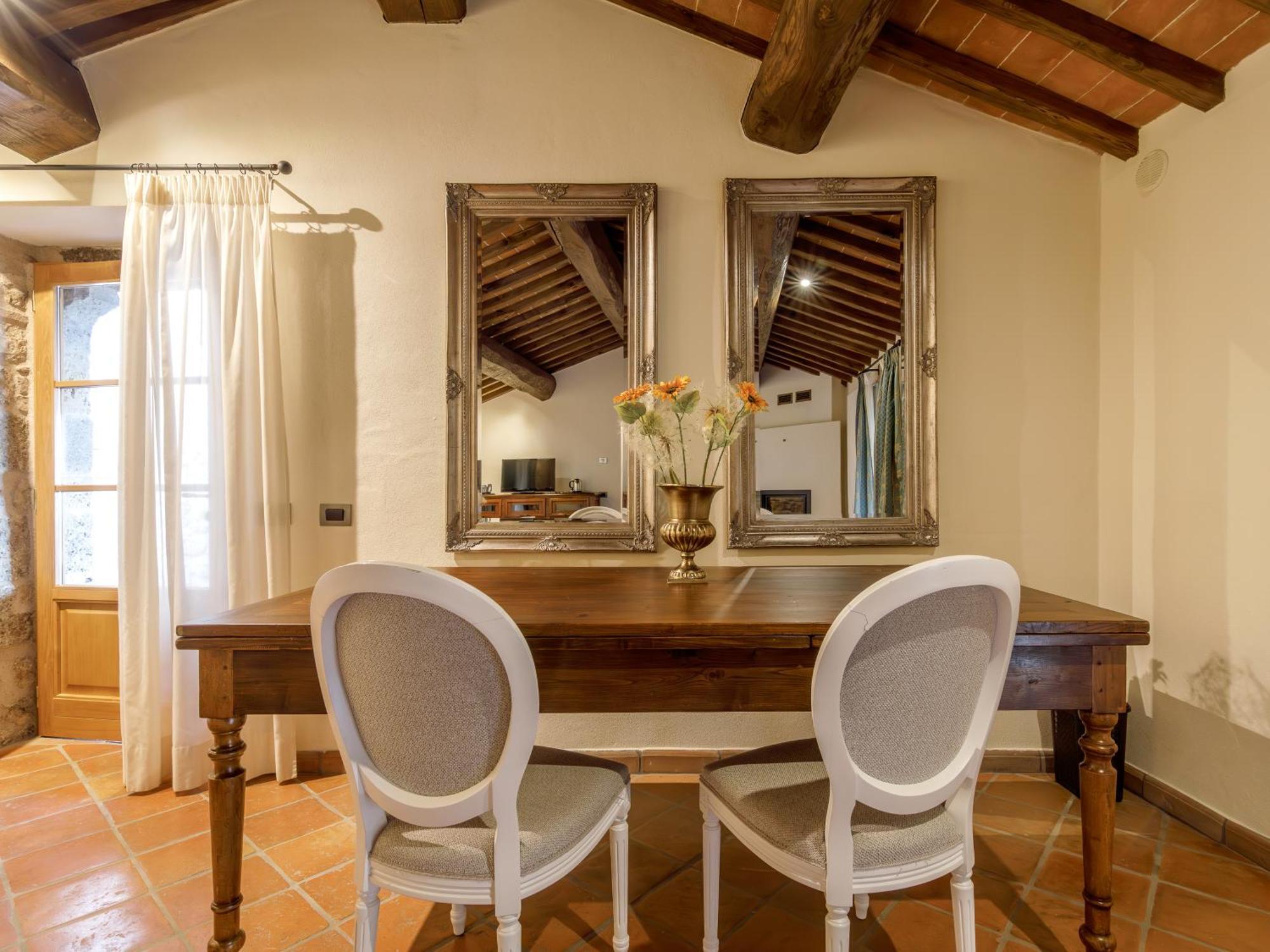 Relais La Costa Historical Residence Monteriggioni Luaran gambar