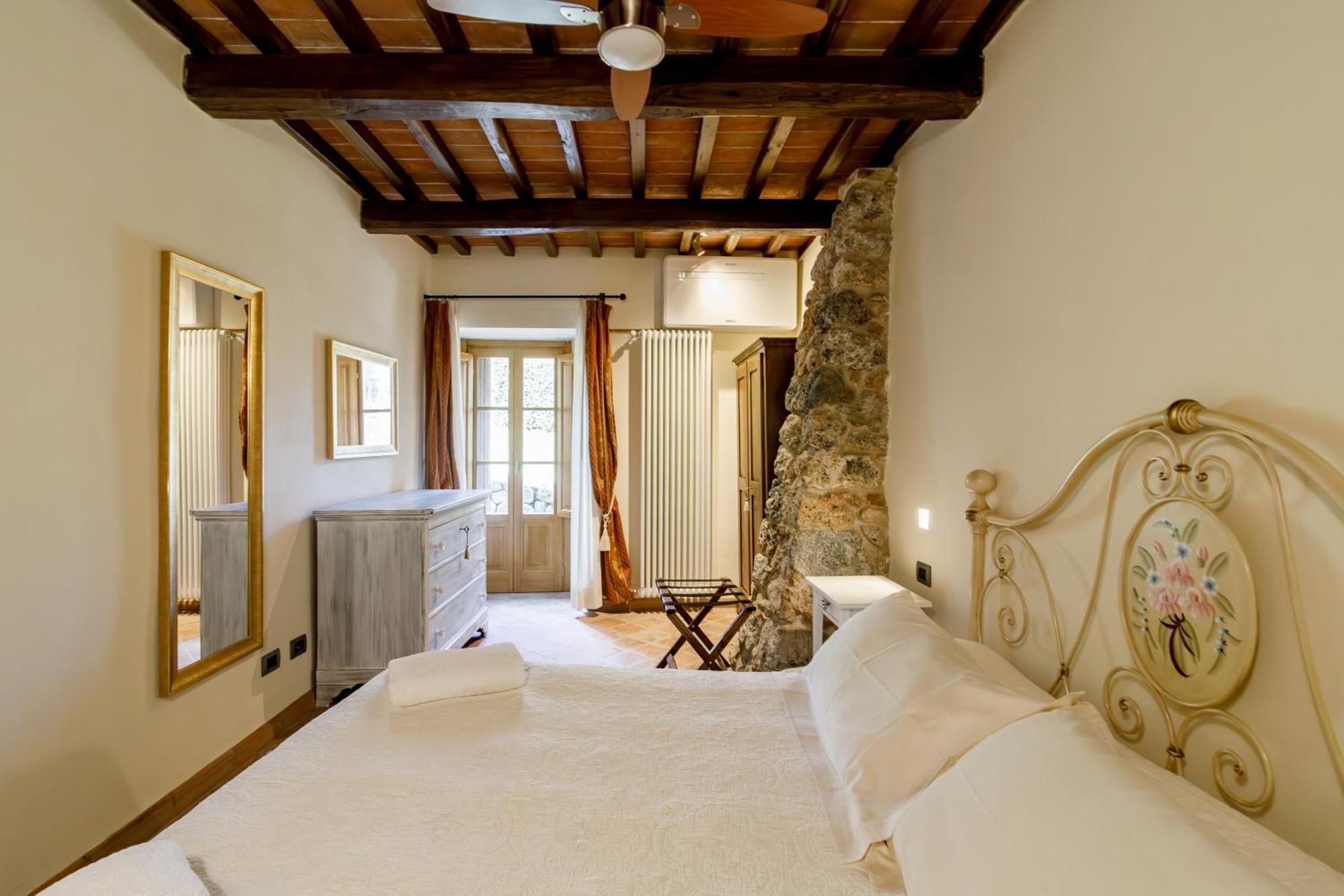 Relais La Costa Historical Residence Monteriggioni Luaran gambar