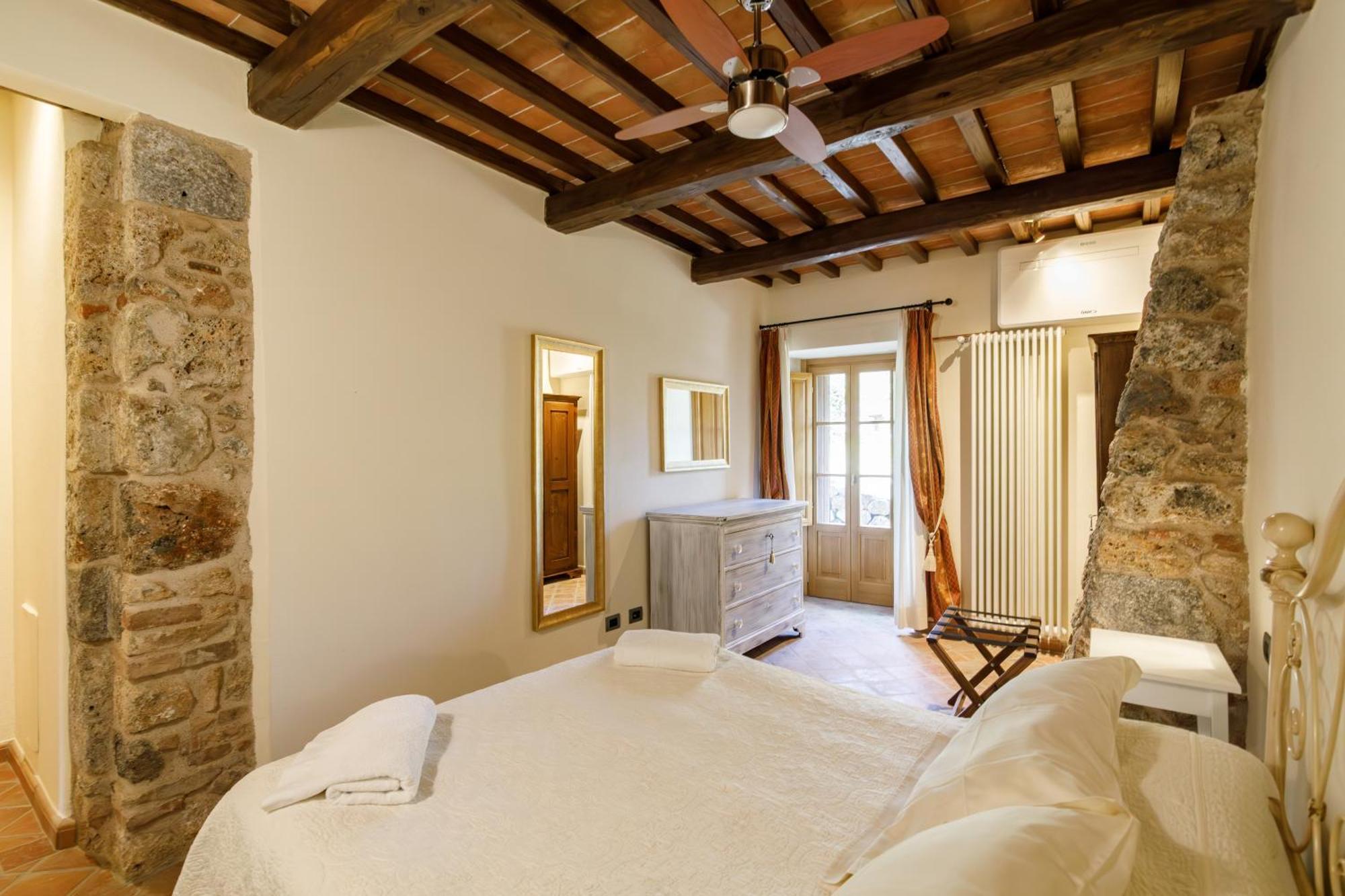 Relais La Costa Historical Residence Monteriggioni Luaran gambar